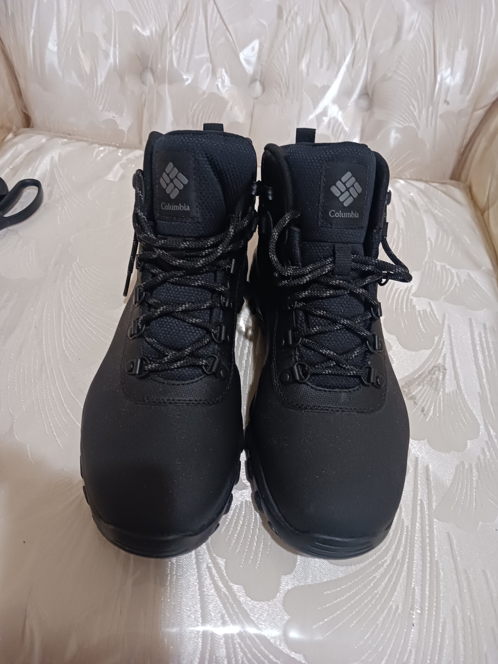Columbia Boys Black Waterproof Hiking Boots